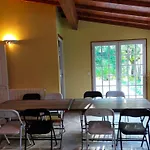 168m2 Avec Piscine, Sur Parc Arboré Pour Groupe Famille Et Amis Jusqu'à 10 Personnes