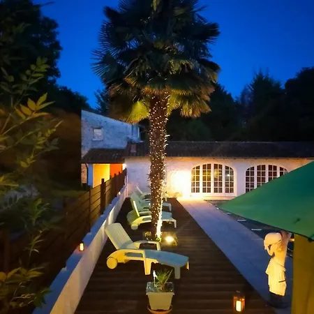 Pensión 168m2 Avec Piscine, Sur Parc Arboré Pour Groupe Famille Et Amis Jusqu'à 10 Personnes 3*