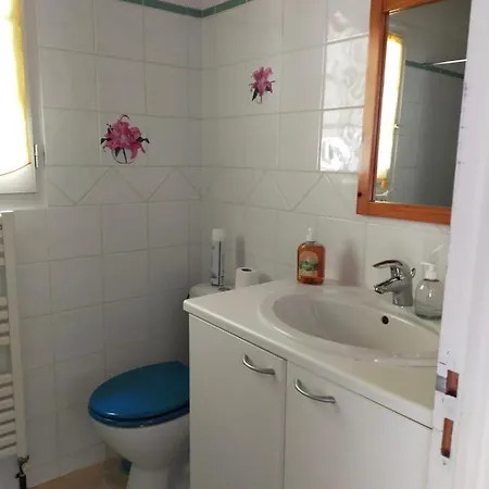 Pensión 168m2 Avec Piscine, Sur Parc Arboré Pour Groupe Famille Et Amis Jusqu'à 10 Personnes Courcoury