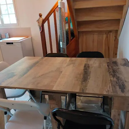 招待所 168m2 Sur Parc Arbore Pour Groupe Famille Et Amis Jusqu'a 10 Personnes 3*