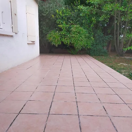 招待所 168m2 Sur Parc Arbore Pour Groupe Famille Et Amis Jusqu'a 10 Personnes 3*