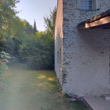 168m2 Son Parc Arbore Pour Groupe Famille Et Amis Jusqu'a 10 Personnes Et Sa Piscine 3*