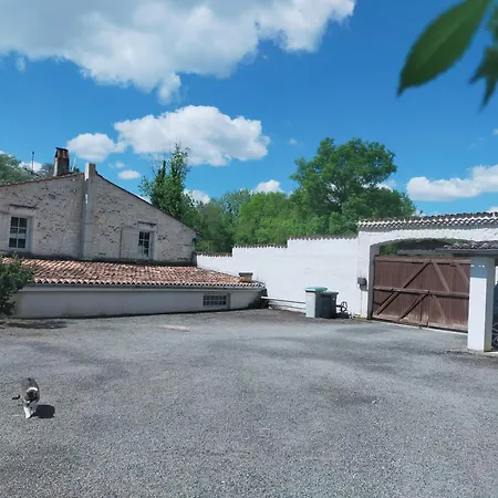Gasthuis 168m2 Son Parc Arbore Pour Groupe Famille Et Amis Jusqu'a 10 Personnes Et Sa Piscine